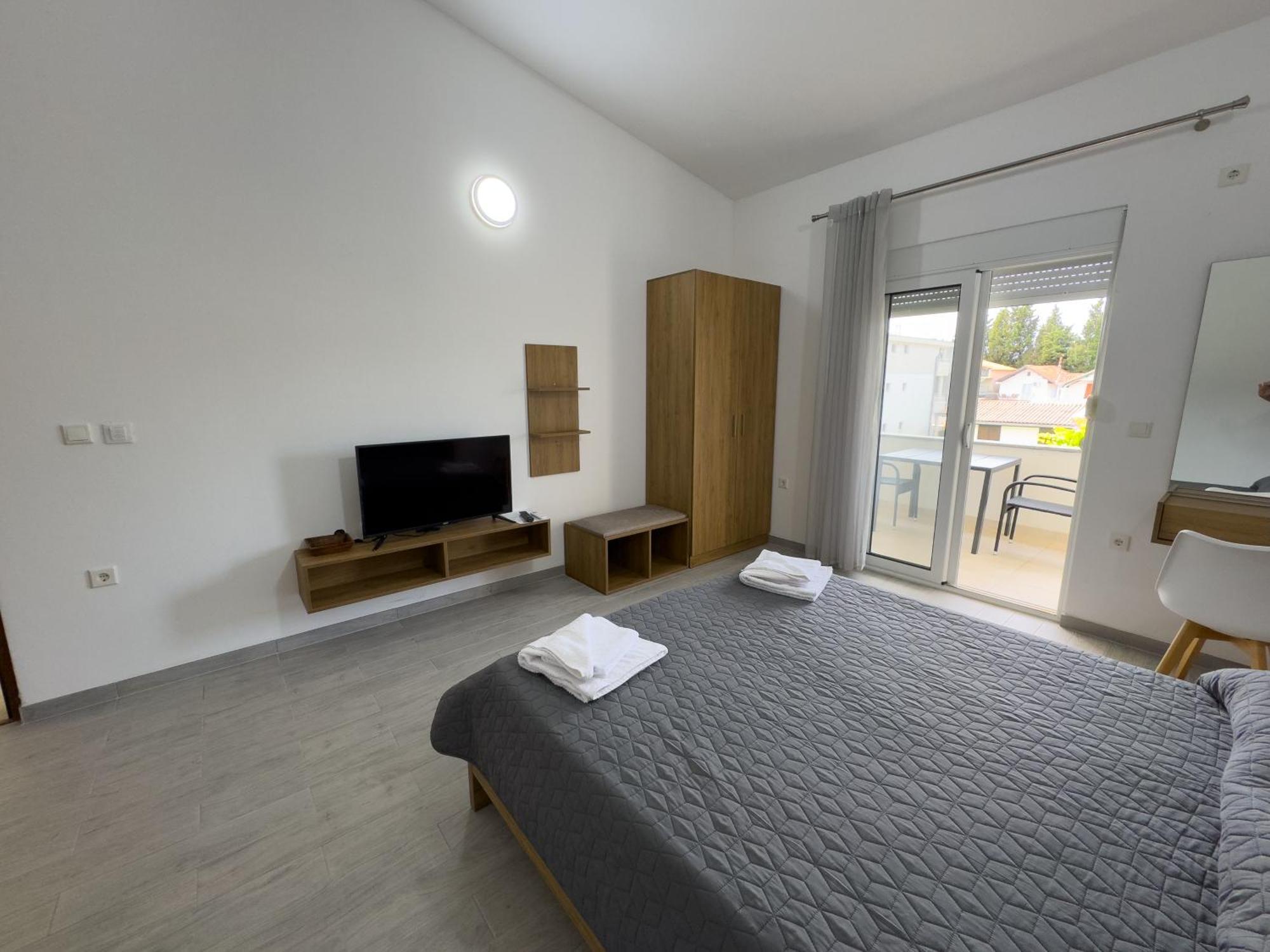 Adla Apartmani 울친 외부 사진