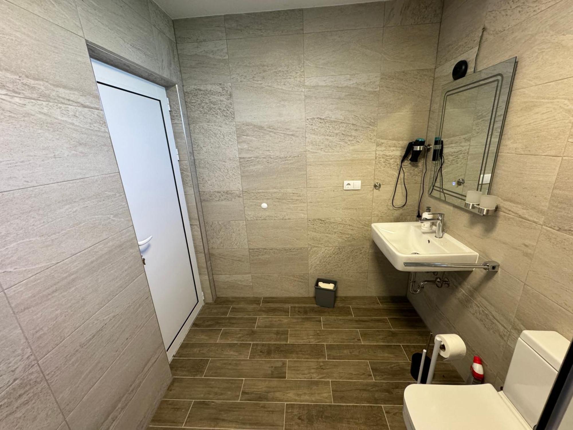 Adla Apartmani 울친 외부 사진