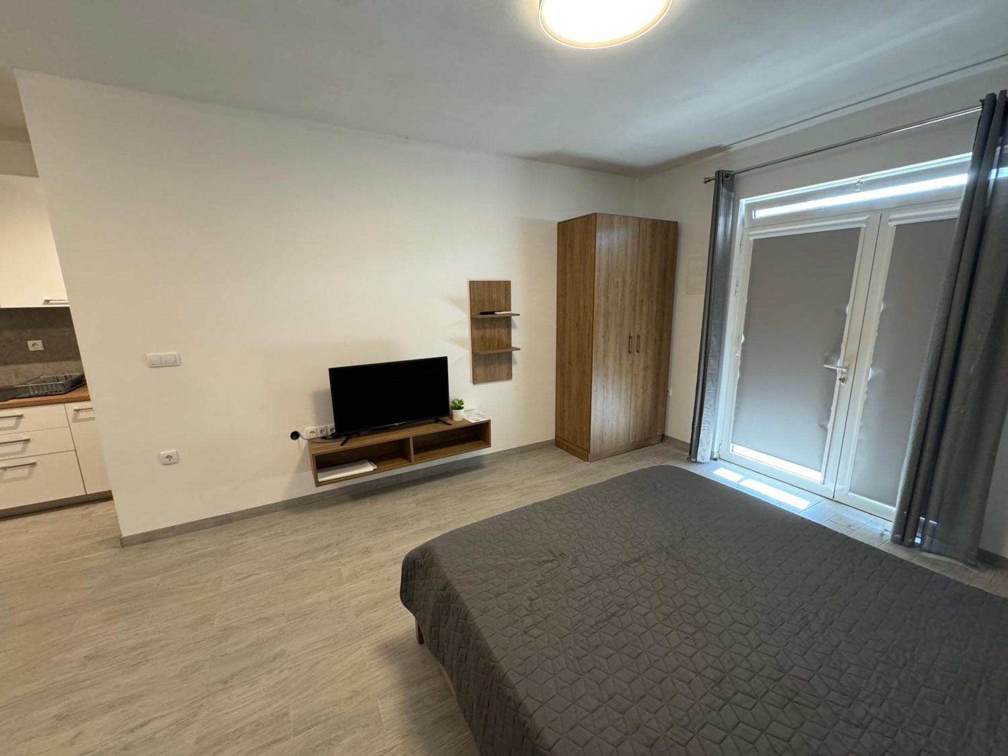 Adla Apartmani 울친 외부 사진